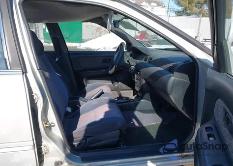 1999 Nissan Sentra Gxe/Xe z USA, uszkodzony, nr VIN 1N4AB41D7XC711958